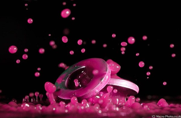 Twin washers and pink paint. Twin washers and pink paint.